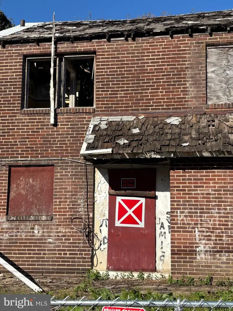 1413 Honan St, Chester, PA 19013 - #3