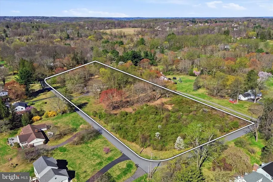 1275 Orchard Ln, Glen Mills, PA 19342 - #3