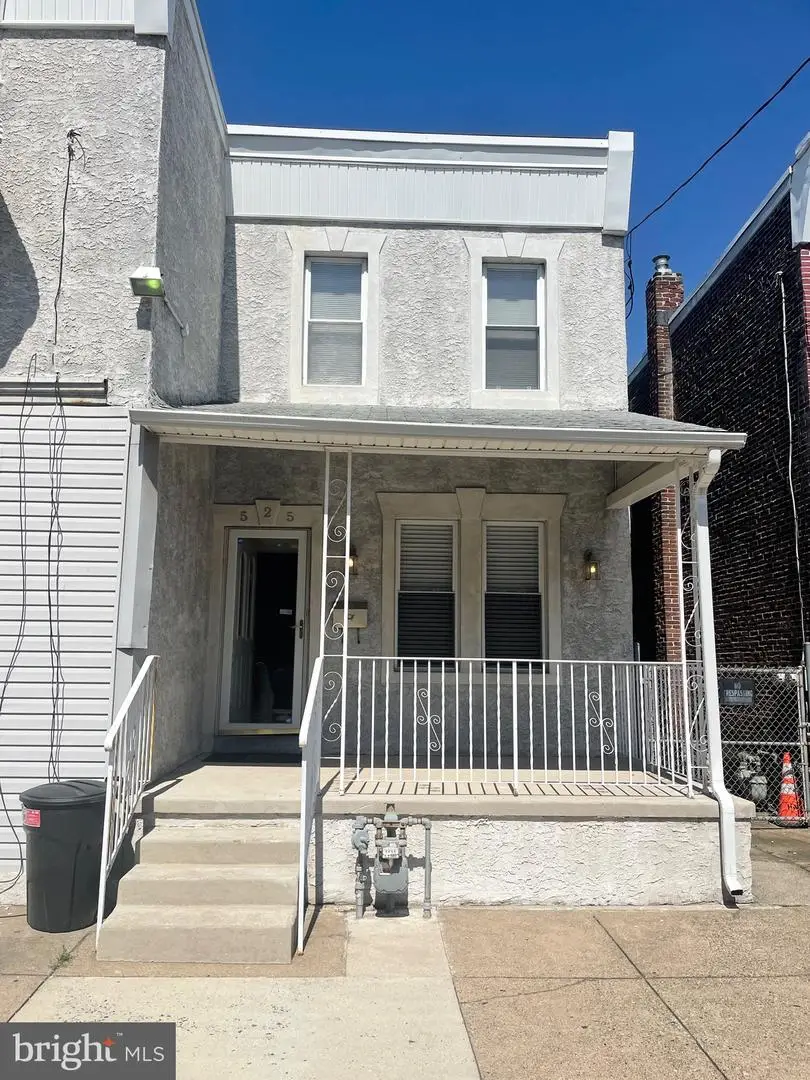 525 Highland Ave, Chester, PA 19013 - #1