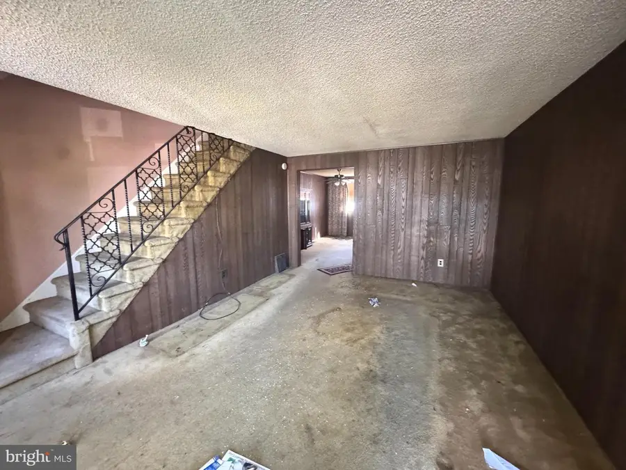 519 S 4th St, Darby, PA 19023 - #2