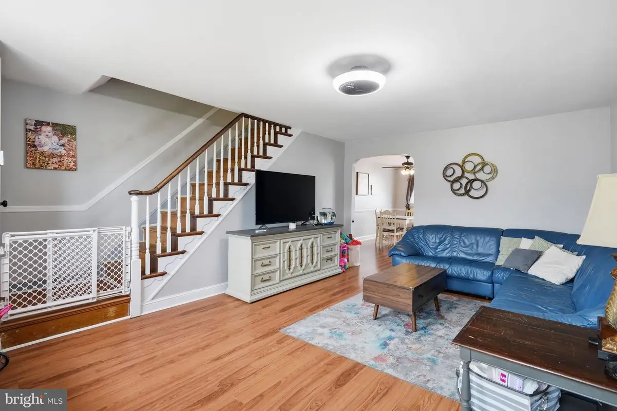 312 Spruce St, Glenolden, PA 19036 - #1