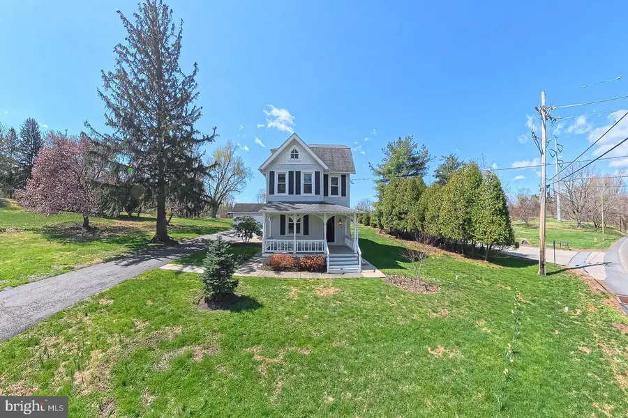 642 Concord Rd, Glen Mills, PA 19342 - #2