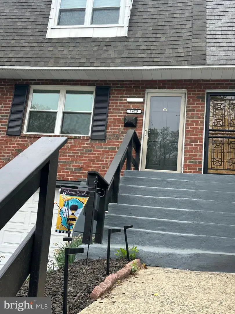 1423 Rainer Rd, Brookhaven, PA 19015 - #3