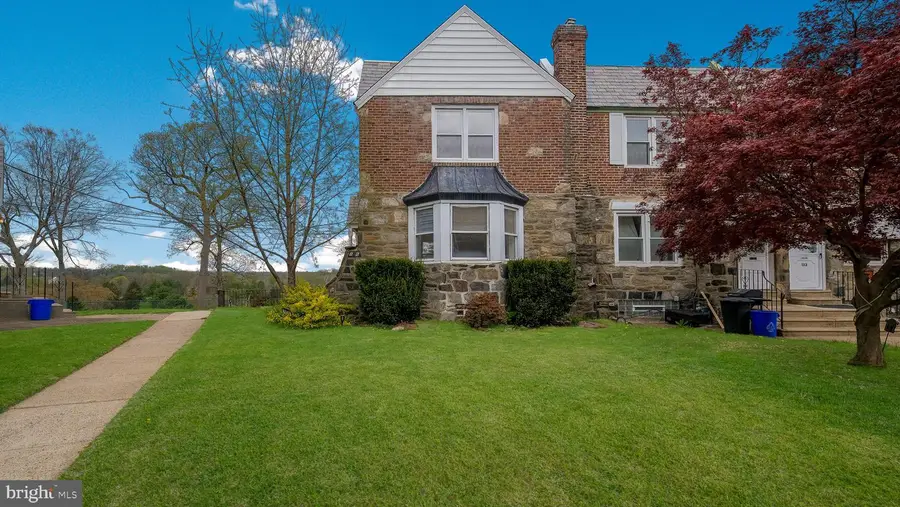 136 Academy Ln, Upper Darby, PA 19082 - #2