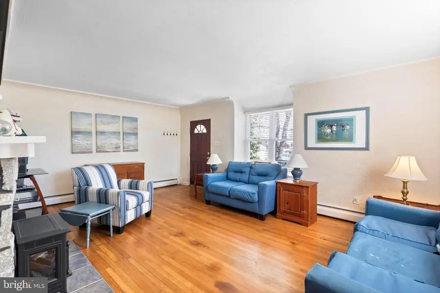 1001 Primos Ave, Secane, PA 19018 - #3