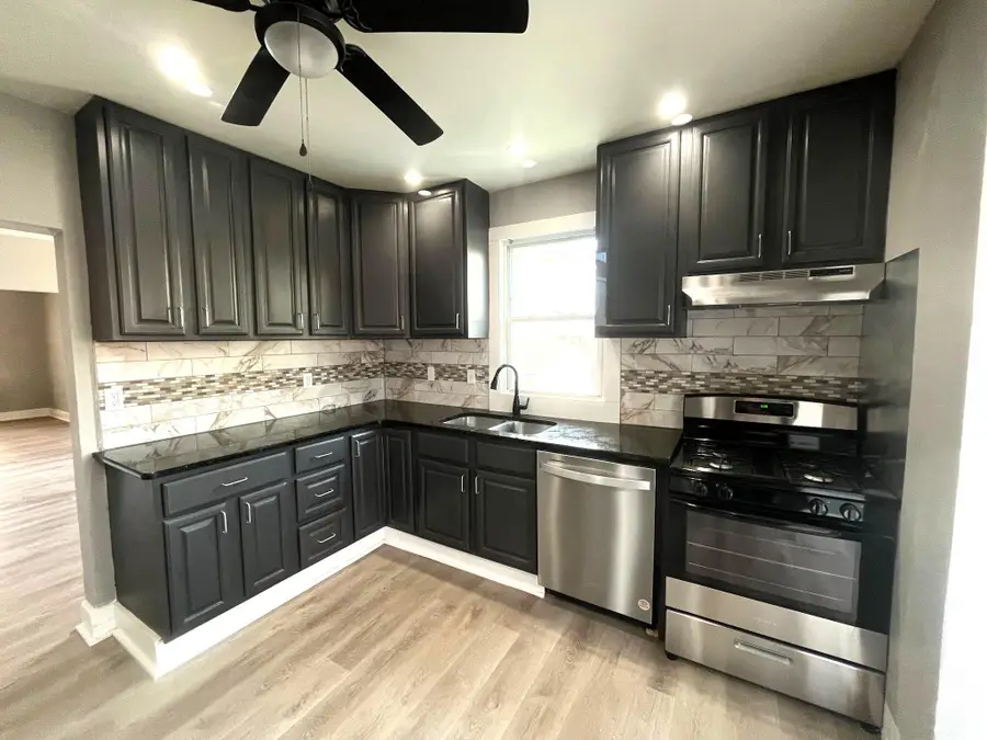 209 E Winona Ave, Norwood, PA 19074 - #2