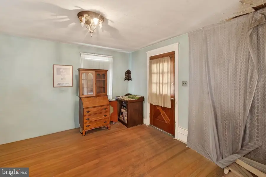2583 Radcliffe Rd, Broomall, PA 19008 - #2