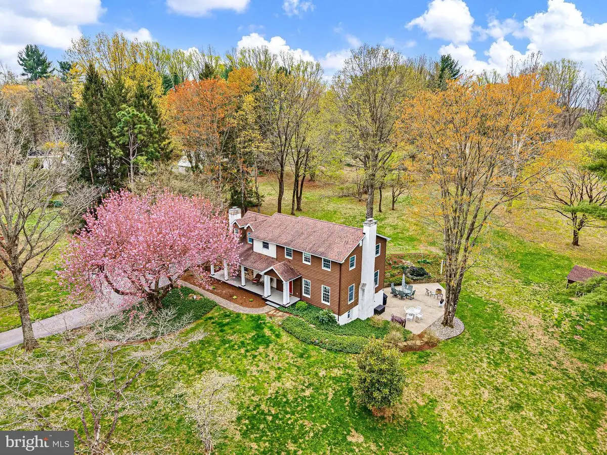 5 Old Orchard Ln, Chadds Ford, PA 19317 - #1