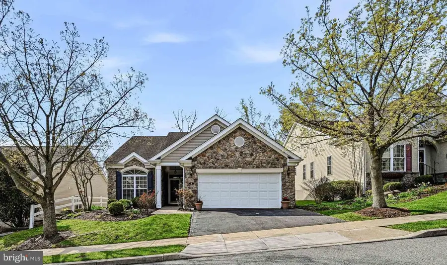 8 Irwin Dr, Upper Chichester, PA 19061 - #3