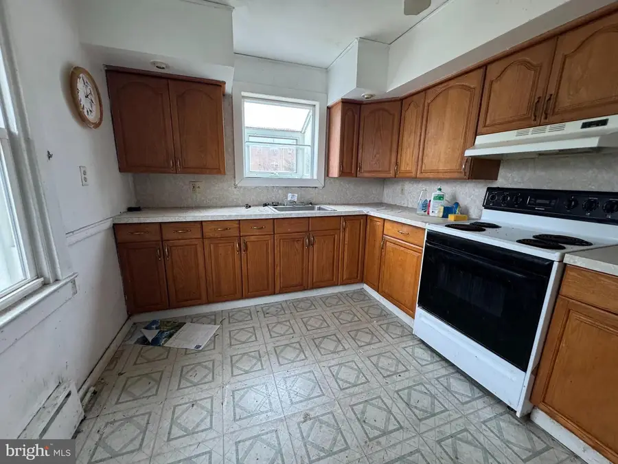 1 Delaware Ave, Ridley Park, PA 19078 - #3