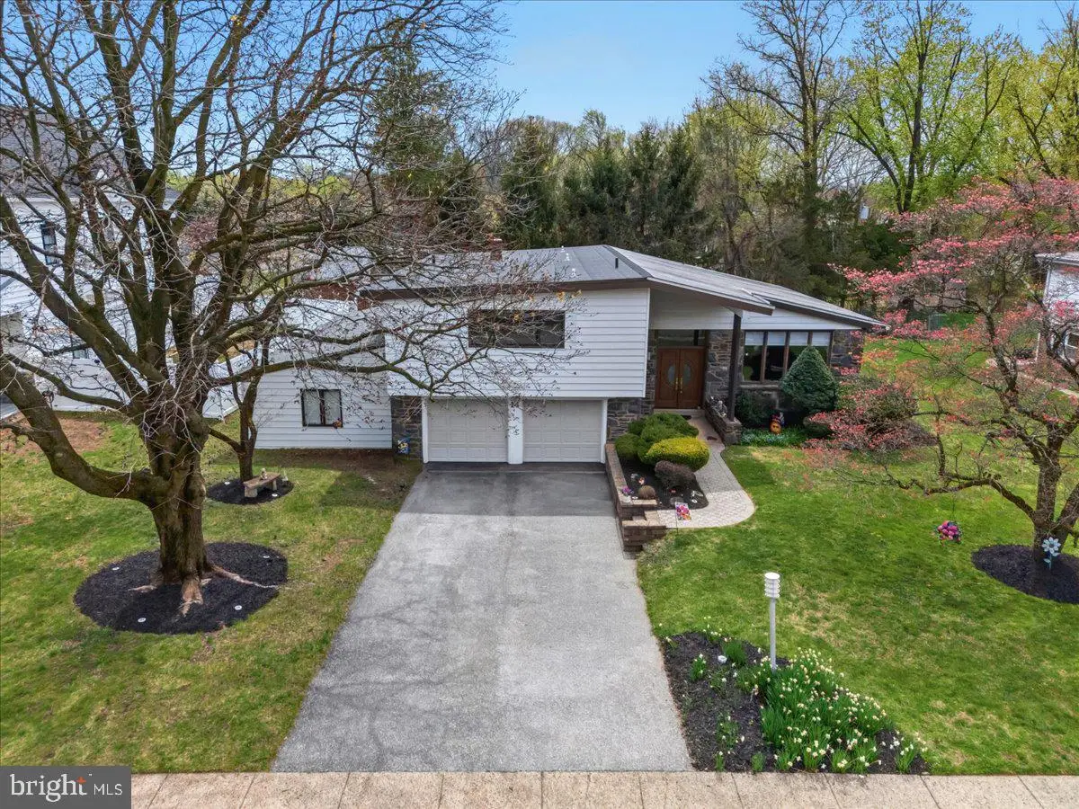 14 Vassar Rd, Broomall, PA 19008 - #1