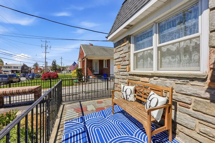 17 E Berkley Ave, Clifton Heights, PA 19018 - #3