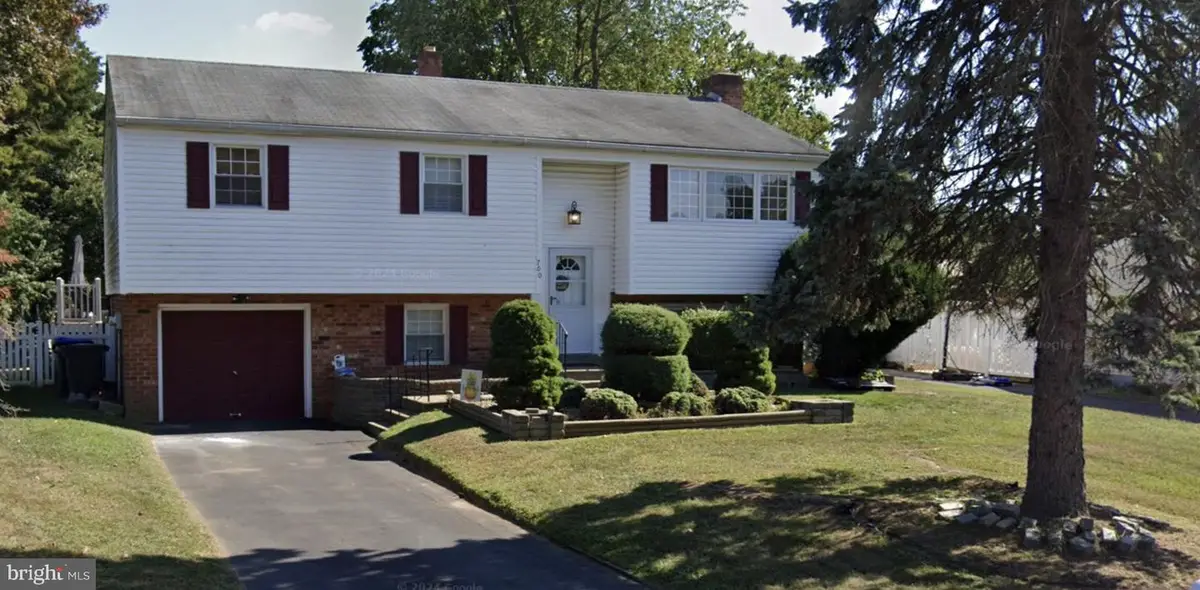 700 Cotton Ln, Upper Chichester, PA 19014 - #1