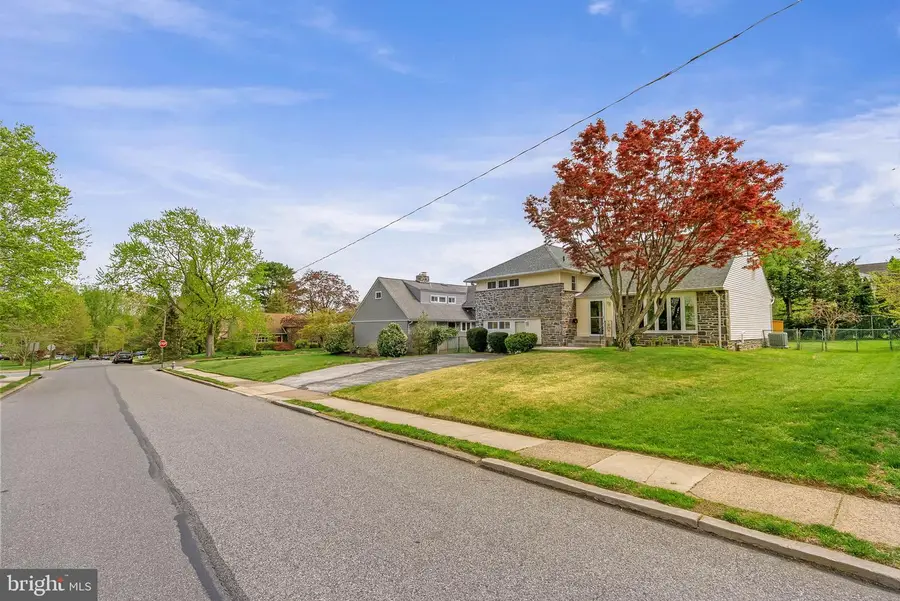 129 Whitemarsh Rd, Ardmore, PA 19003 - #2