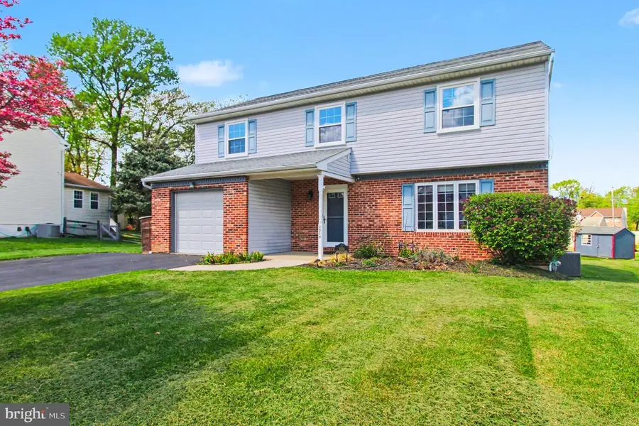 4016 Washington Dr, Upper Chichester, PA 19061 - #3