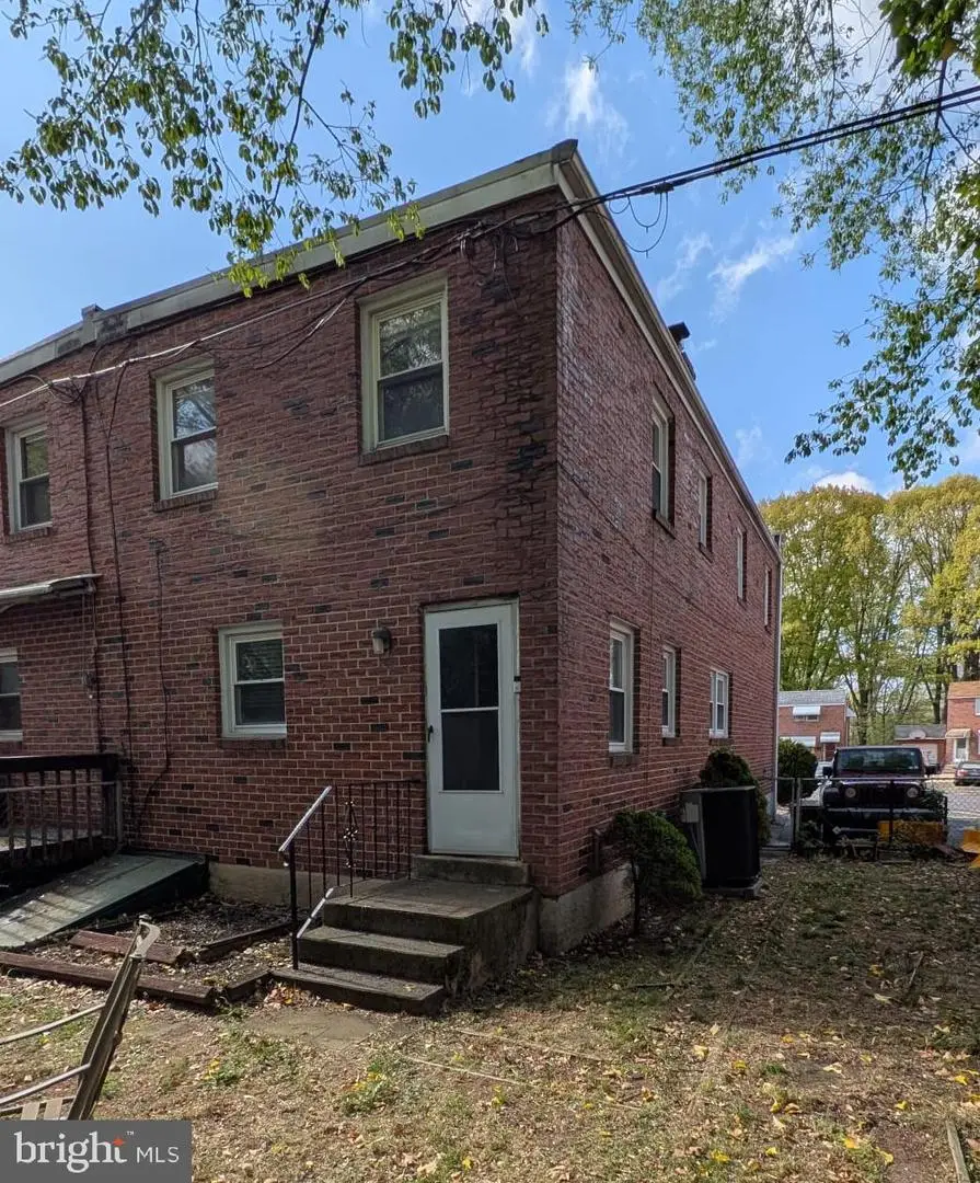 312 Glenwood Cir, Darby, PA 19023 - #3