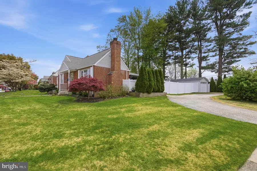 2948 Hillside Rd, Broomall, PA 19008 - #3