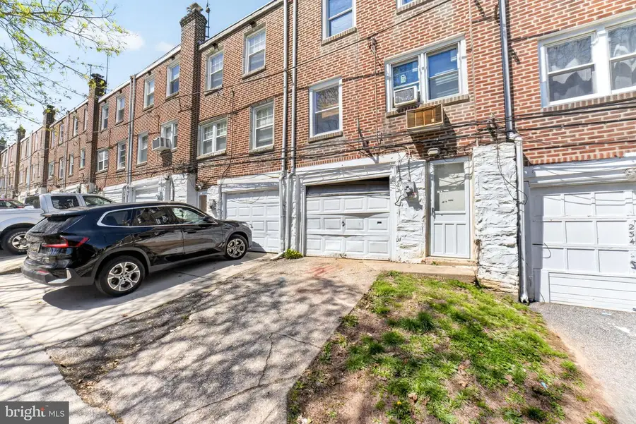 236 W Washington Ave, Clifton Heights, PA 19018 - #2
