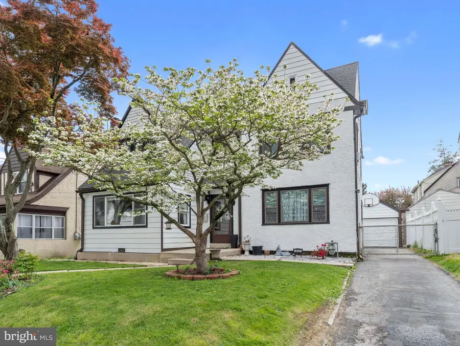 842 Alexander Ave, Drexel Hill, PA 19026 - #3