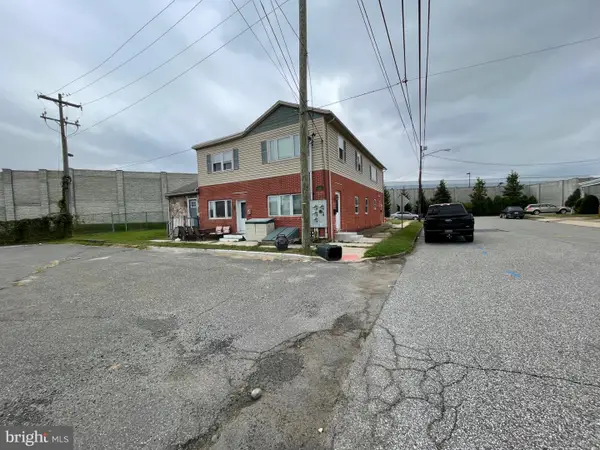 1102 3rd St, ESSINGTON, PA 19029