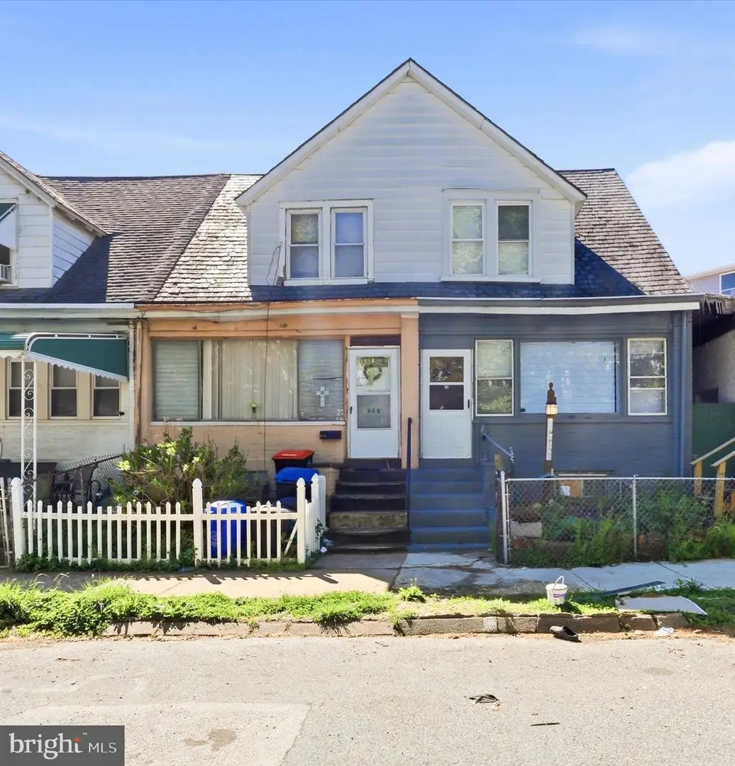 817 W 11th St, Chester, PA 19013 - #1