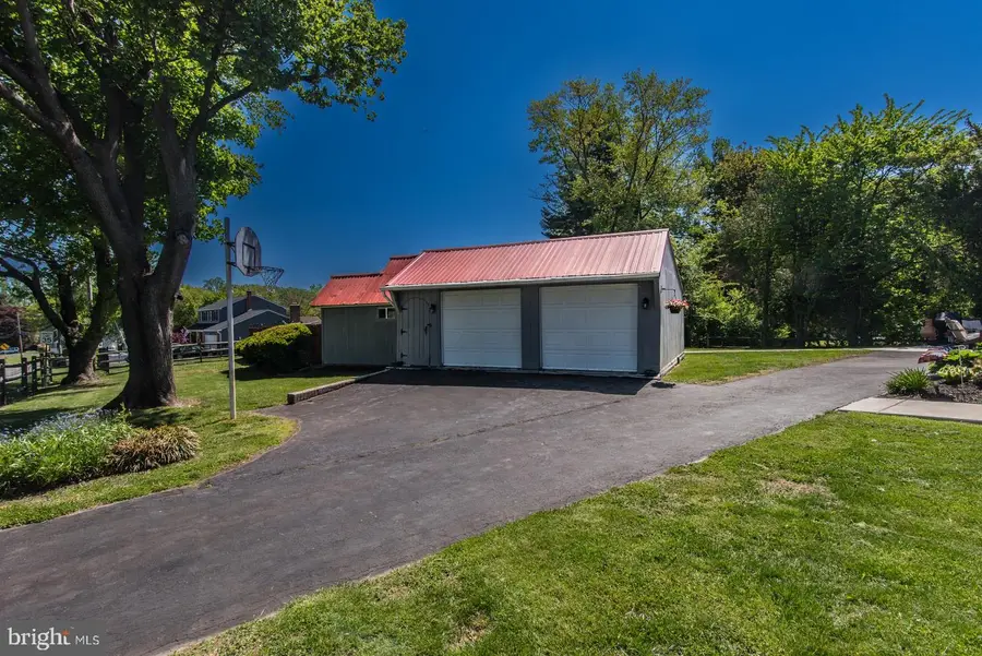 2350 Lenni Rd, Aston, PA 19014 - #3