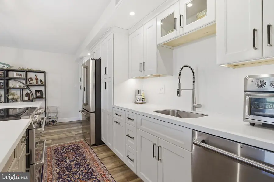 800 Avondale Rd #5k, Wallingford, PA 19086 - #2