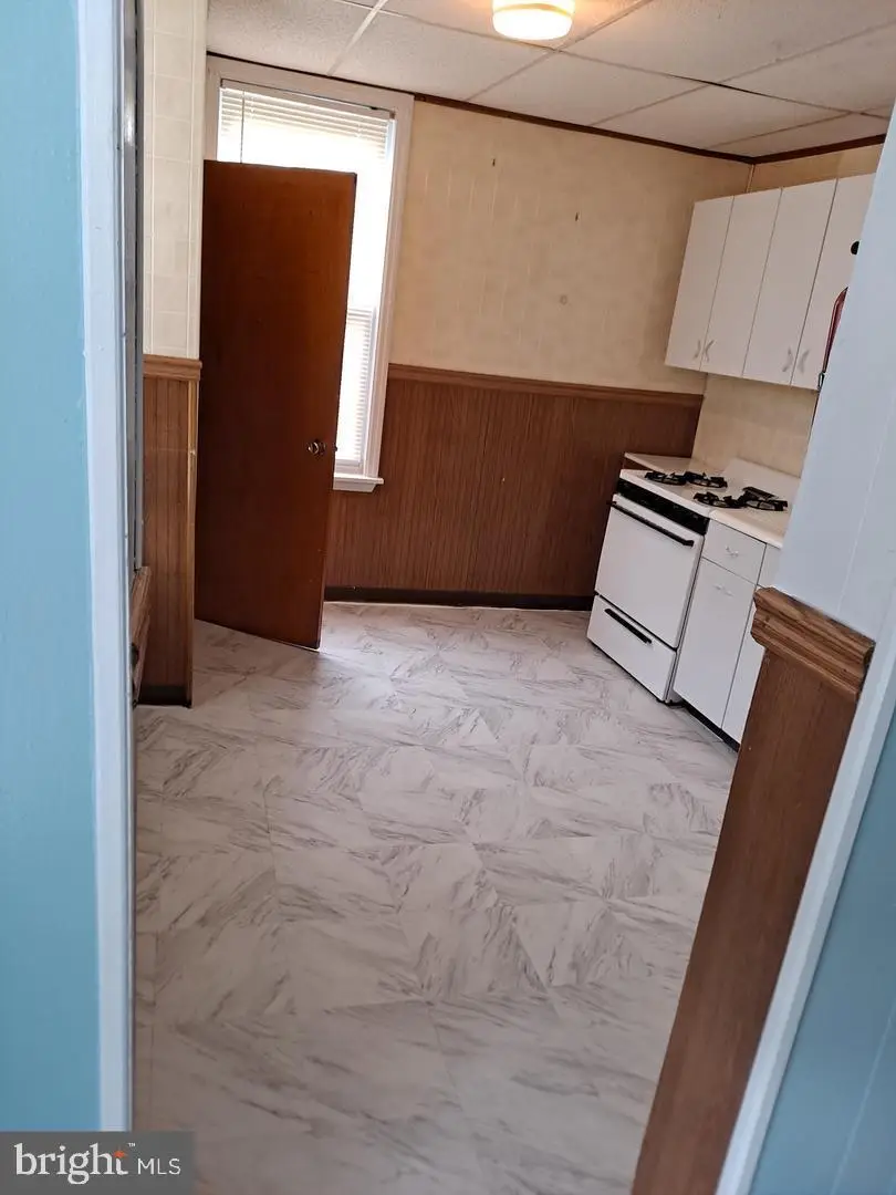 1121 Elmwood Ave, Sharon Hill, PA 19079 - #2
