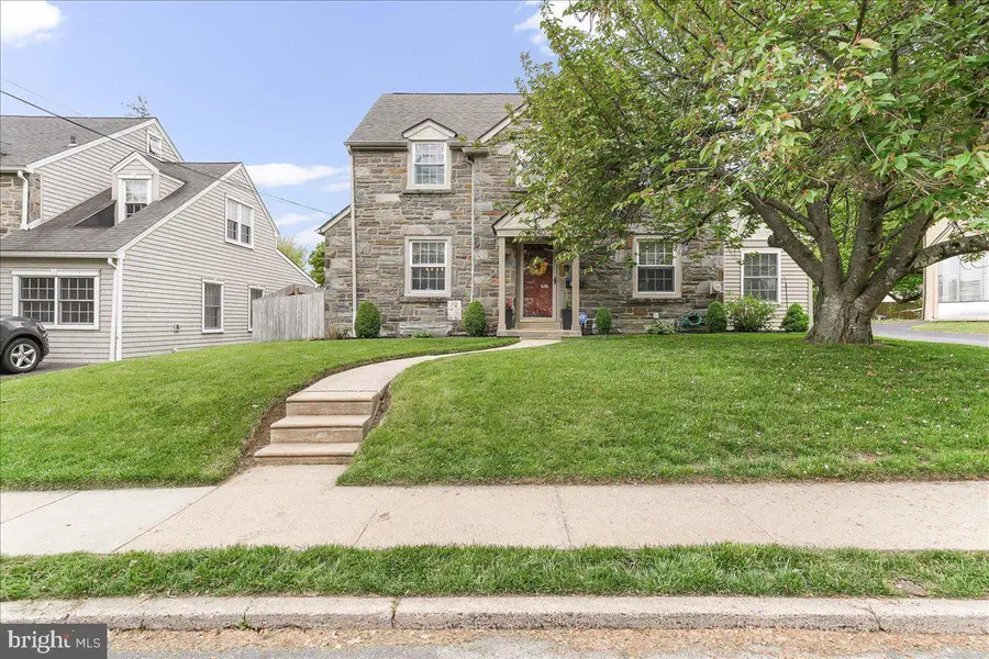 940 Turner Ave, Drexel Hill, PA 19026 - #2