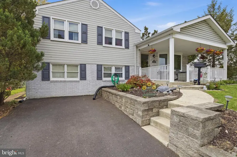 1040 Eisenhower Ave, Woodlyn, PA 19094 - #3