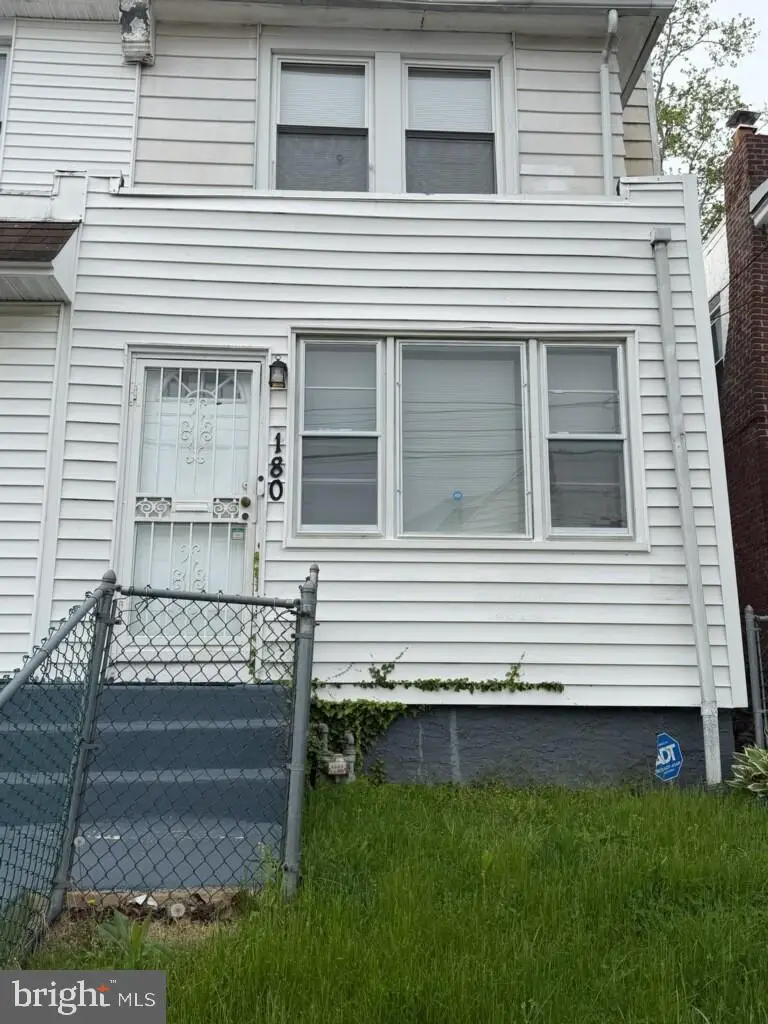 180 Park Pl, Lansdowne, PA 19050 - #1