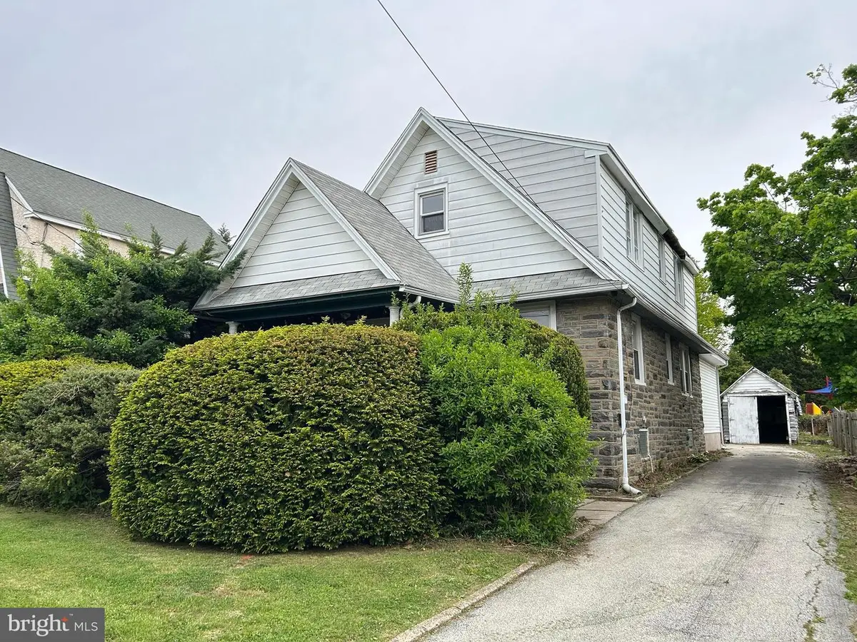 2003 Oakmont Ave, Havertown, PA 19083 - #1