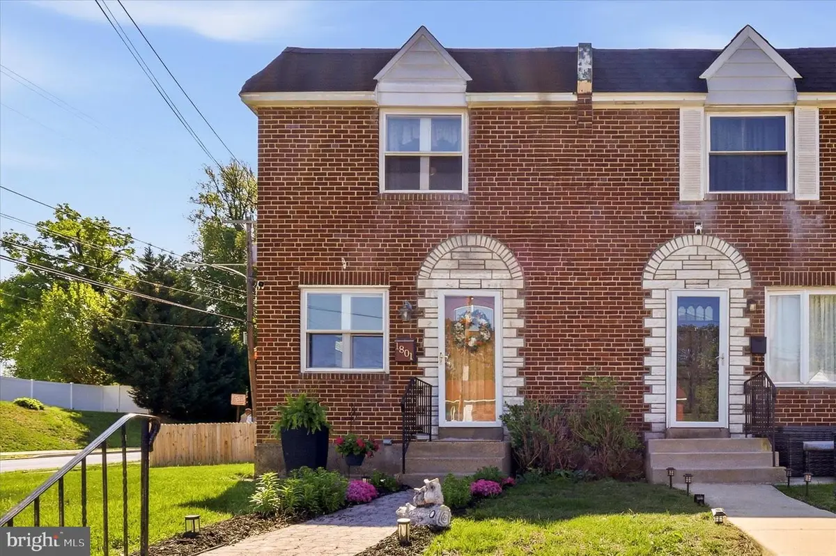 1801 Cricket Ln, Folcroft, PA 19032 - #1