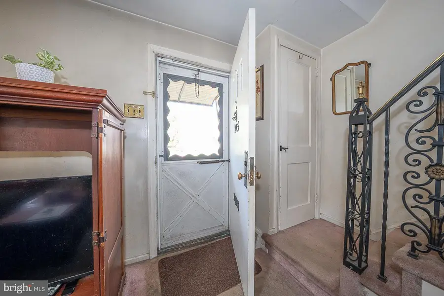 103 Margate Rd, Upper Darby, PA 19082 - #3