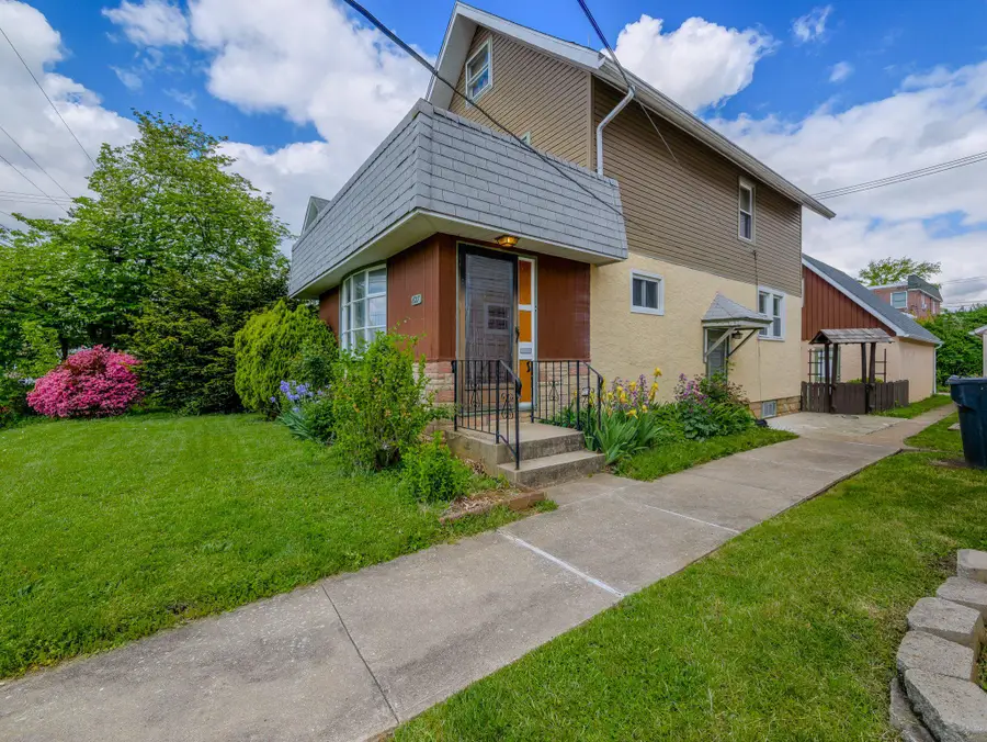 627 W Gardner Ave, Glenolden, PA 19036 - #3