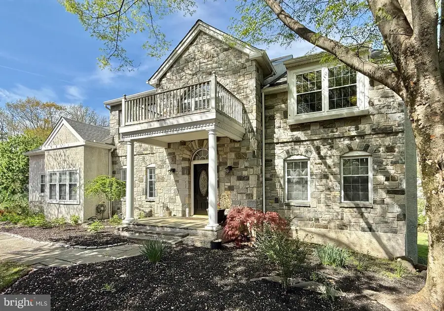 2000 Antler Dr, Glen Mills, PA 19342 - #2