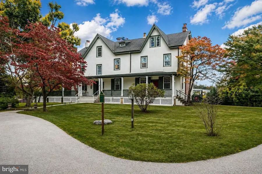 34 1/2 Mary Jane Ln, Newtown Square, PA 19073 - #3