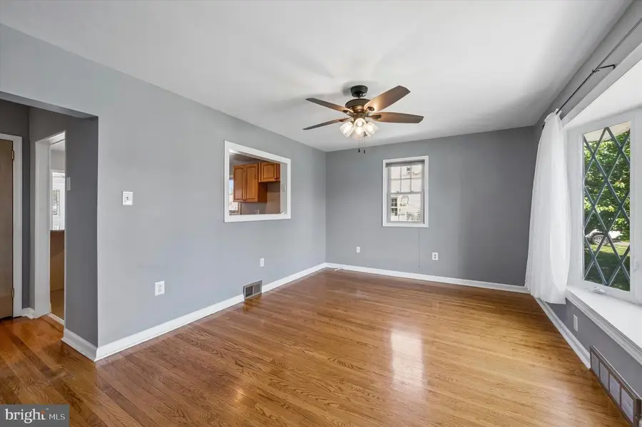 3709 Arlington Ave, Brookhaven, PA 19015 - #3