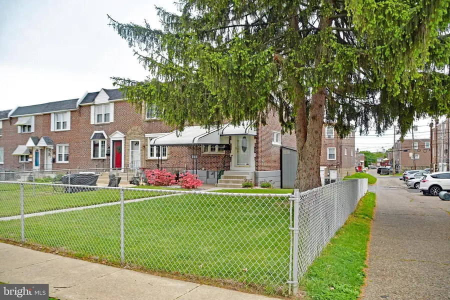 150 W Berkley Ave, Clifton Heights, PA 19018 - #3