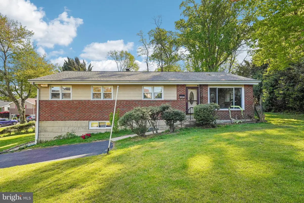 914 Westdale Pl, Springfield, PA 19064 - #1