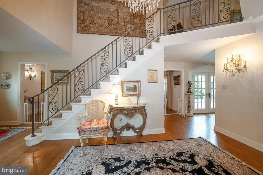 160 Abrahams Ln, Villanova, PA 19085 - #3
