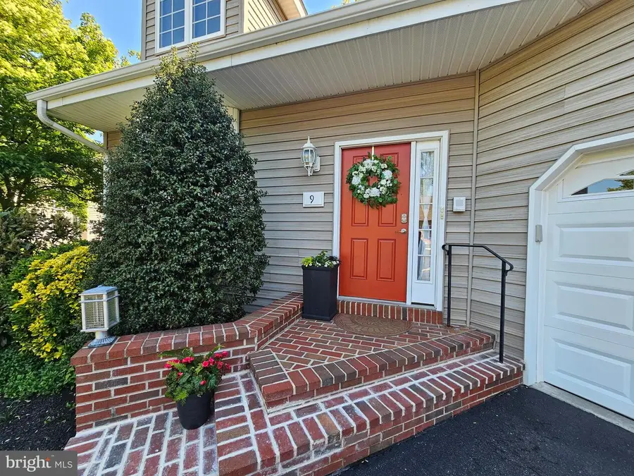 9 Graystone Dr, Chadds Ford, PA 19317 - #2