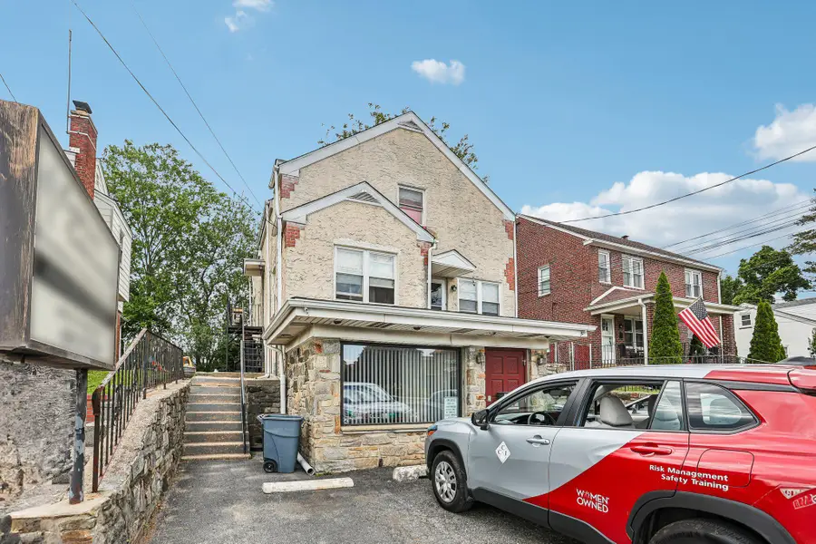 319 Macdade Blvd, Folsom, PA 19033 - #2