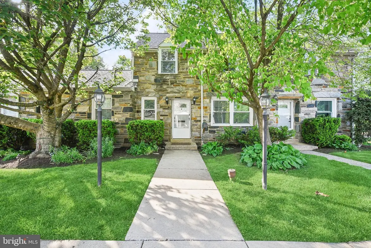 212 E Woodland Ave, Springfield, PA 19064 - #1