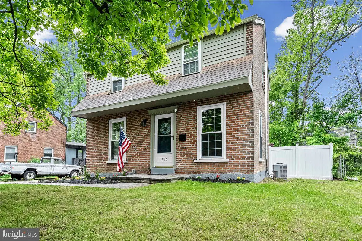 819 South Ave, Secane, PA 19018 - #1