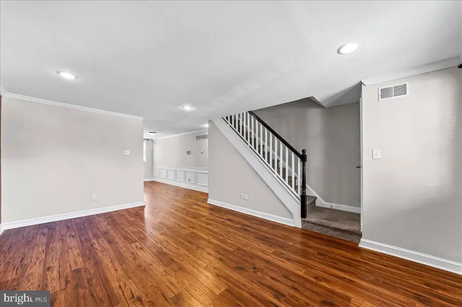 1160 Brookwood Ln, Glenolden, PA 19036 - #2