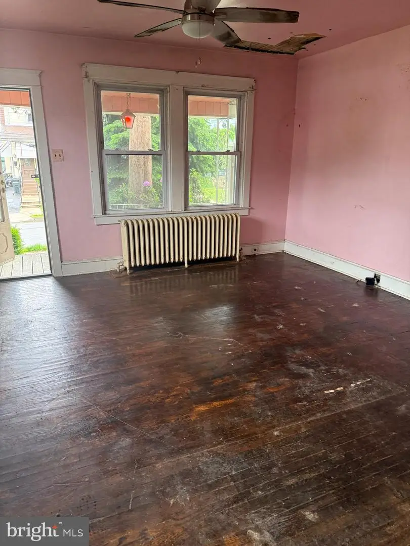 426 Custer Ave, Glenolden, PA 19036 - #3