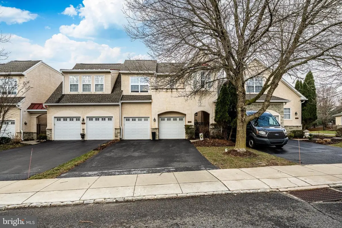 54 Old Barn Dr, West Chester, PA 19382 - #1