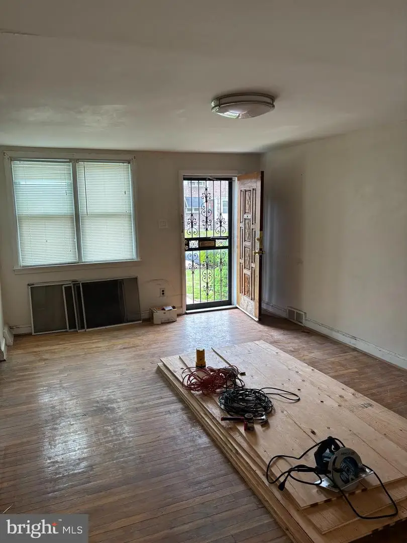 18 Southridge Rd, Darby, PA 19023 - #3