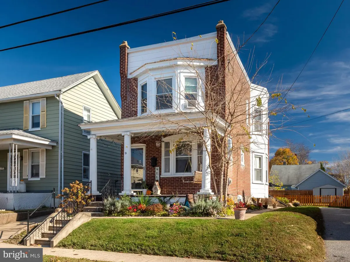 9 W Chelton Rd, Brookhaven, PA 19015 - #1